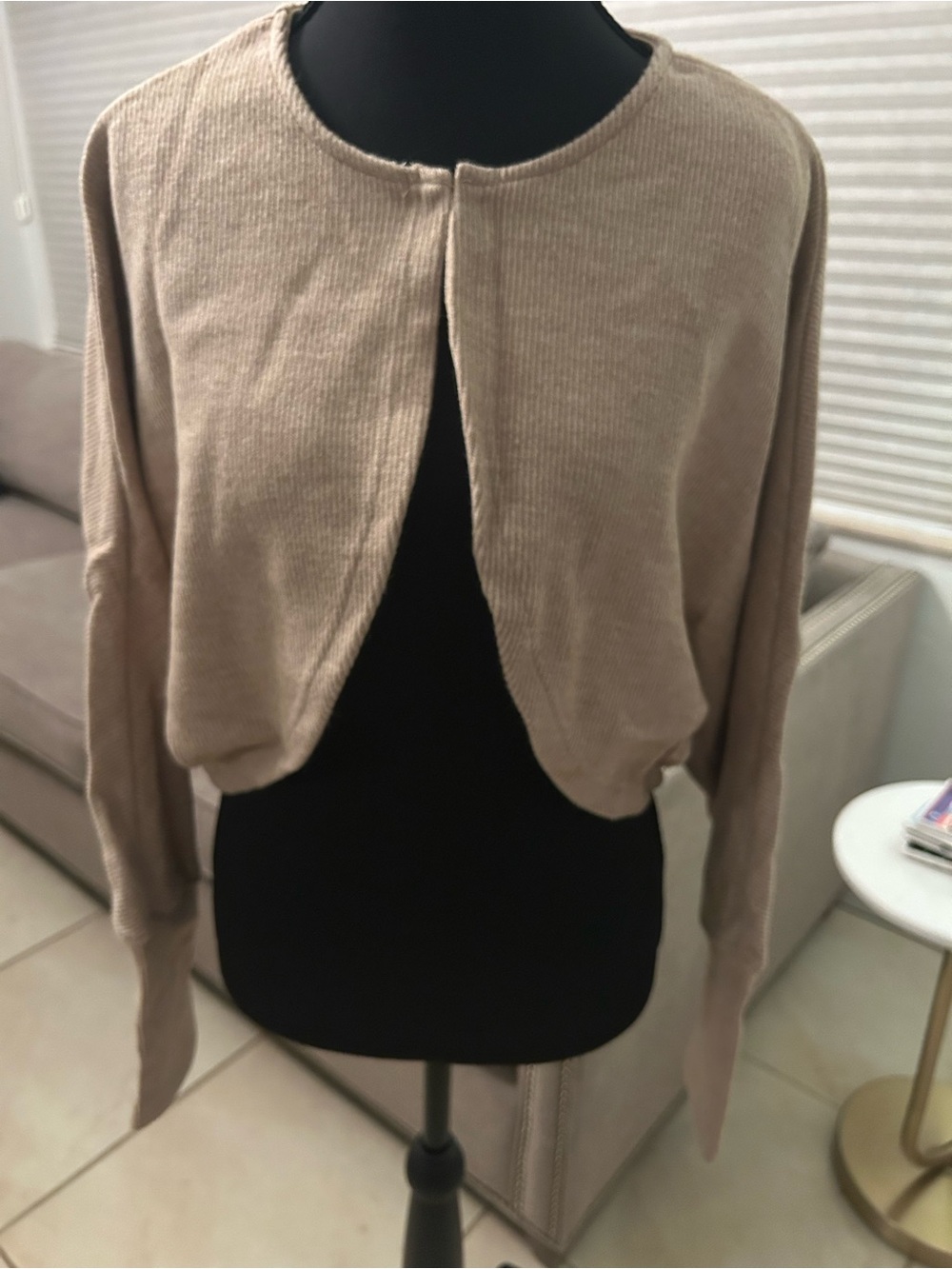 OGL Cropped Women's Shrug Cardigan